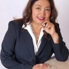 Iris Adames